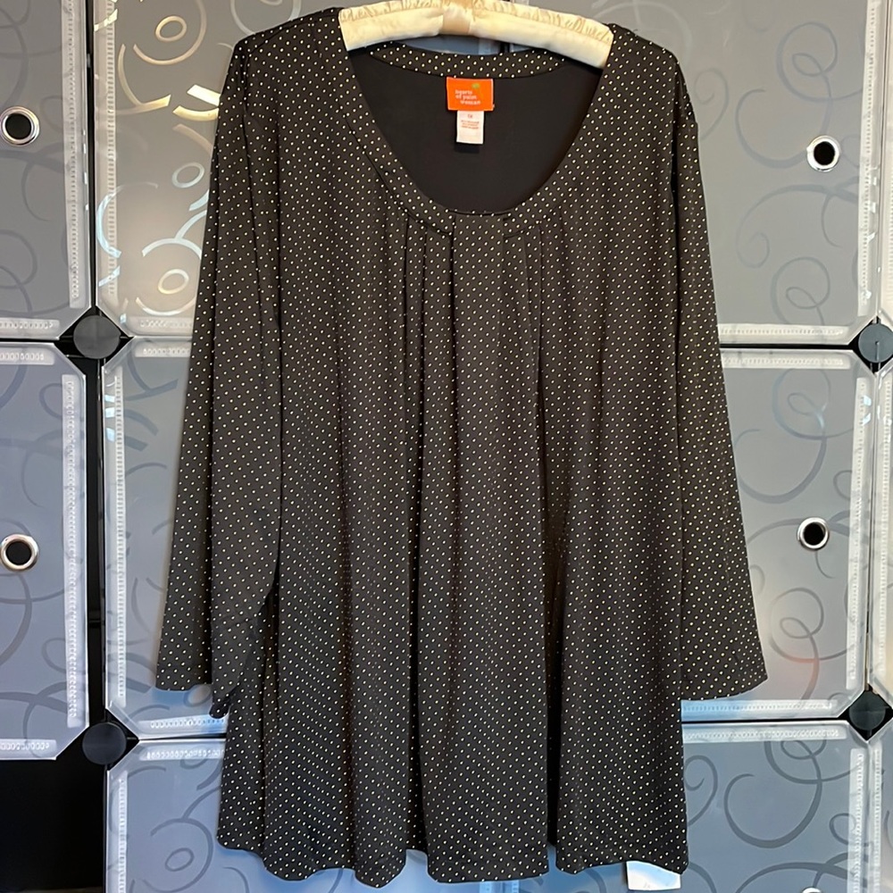 Hearts of Palm Woman Black Shirt with Gold Dots Size 1X